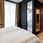 Boutique Sunrose 7 - Gourmet & (adults Only) Szálloda