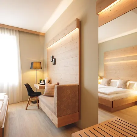 Boutique Sunrose 7 - Gourmet & (adults Only) ホテル 4*